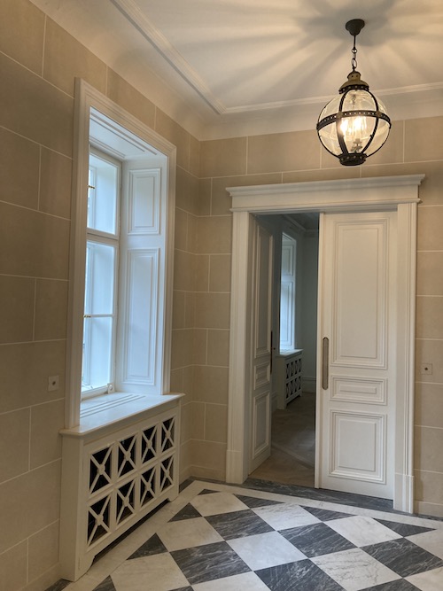 Rénovation cage d'escalier en pierre de taille